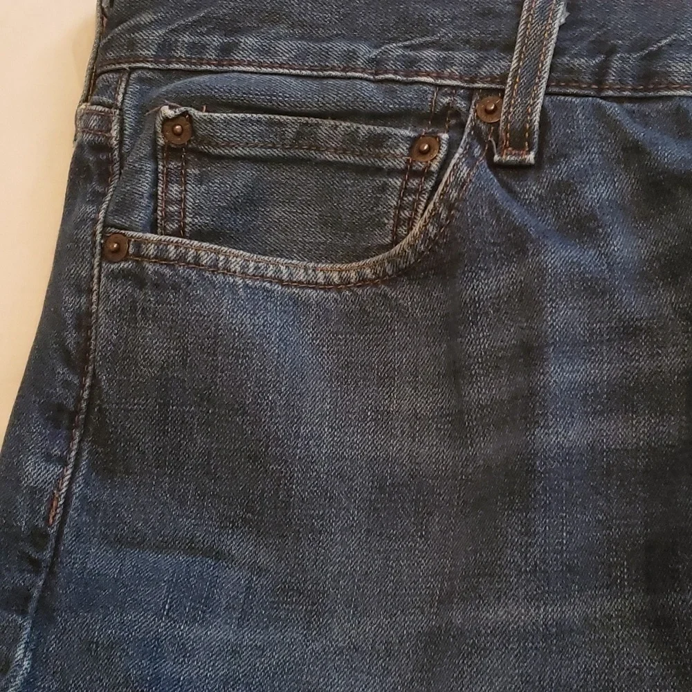 Levi's Men's 514 straight fit jeans size 38 x 30